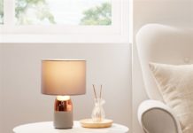 Xiaomi представила стильную и недорогую настольную лампу с датчиком прикосновения