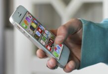 Apple запатентовала полностью стеклянный iPhone