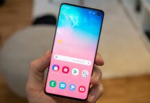Samsung работает над телефоном с фронтальной камерой