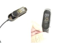 Xiaomi Mi Band 5 с новым зарядным устройством