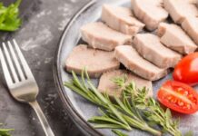 Как приготовить свиной язык?