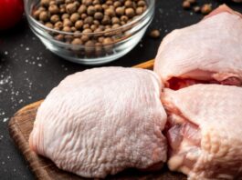 Как и сколько варить куриные бёдра, чтобы они вышли сочными